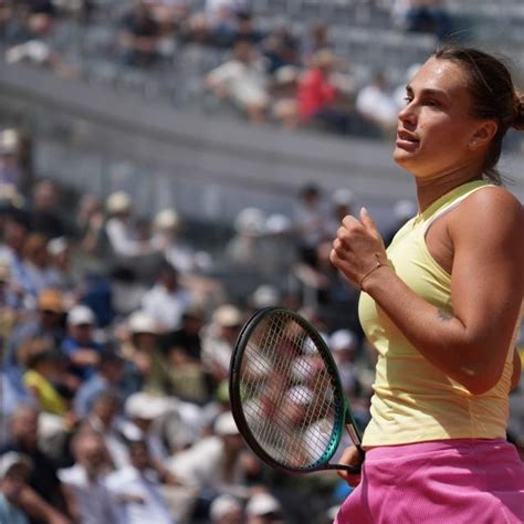 Aryna Sabalenka Bat Danielle Collins Et Rejoint Iga Swiatek En Finale