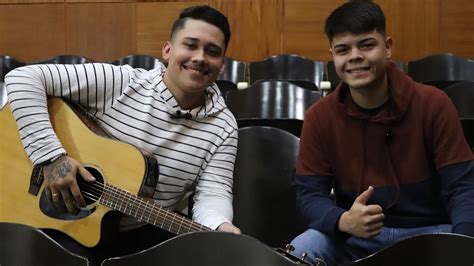 Dupla sertaneja João Vitor Matheus comemora 10 anos de carreira