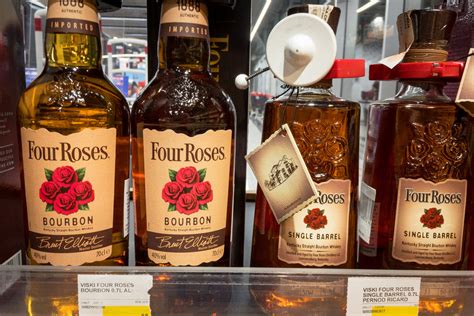 Four Roses Bourbon Review An Expert Take On An Exceptional Whiskey