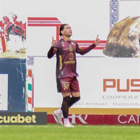 Mushuc Runa goleó 5 0 al Delfín con hat trick incluido de Jonathan Dos