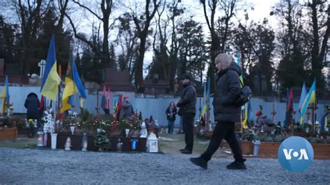 Families in Lviv Mourn Their Dead as War Drags On