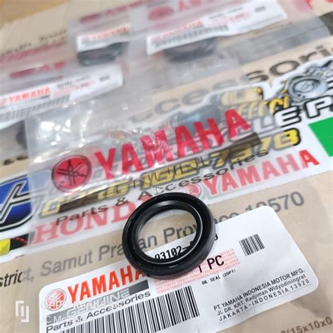 Oil Seal Magneto Side For Yamaha Aeroxv V And Nmax V Stock Only