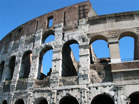 kolosseum roma italy  photo  freeimages