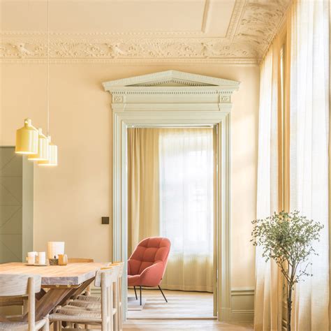 Ten Homes That Feature Decorative Ceilings And Ornate Plasterwork