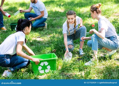 Young Volunteers Cleaning Park Stock Image Image Of Lawn Youngadult