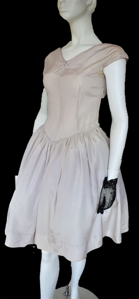 Pale Grey Vintage 50 S Dress Full Skirt Cap Sleeves Small Silver Etsy UK