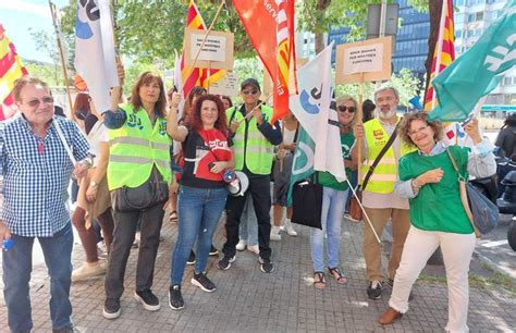 Primera Jornada De Vaga Dels Treballadors De Just Cia A Girona Marc