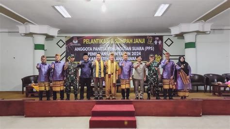 Pj Bupati Tuba Qudrotul Ikhwan Hadiri Pelantikan Panitia Pemungutan