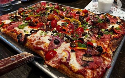 Best Pizza In Las Vegas 20 Pizzerias You Need To Try 2023