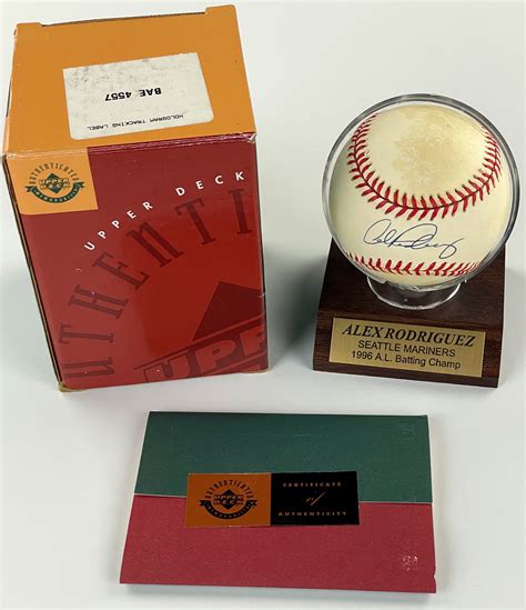 Lot Detail New York Yankees Hall Of Famers And Legends Single Signed