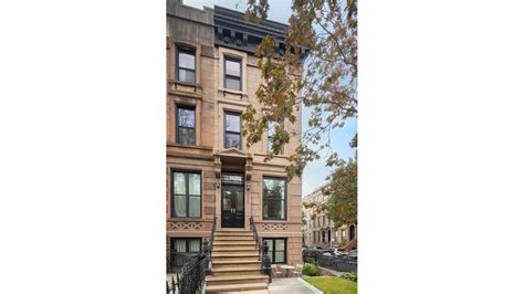 Carroll Gardens Corner Brownstone - Ben Herzog Architect, PC