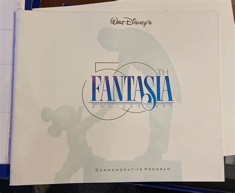 Walt Disneys Masterpiece Fantasia Deluxe Commemorative Edition Box Vhs