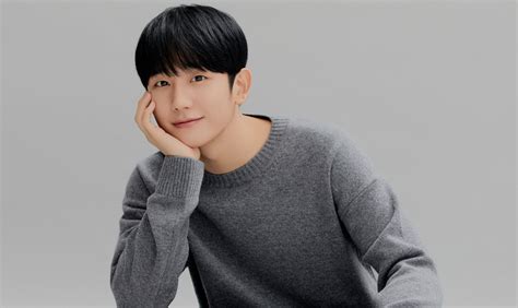 Biodata Profil Dan Fakta Lengkap Aktor Jung Hae In Kepoper Hot Sexiz Pix