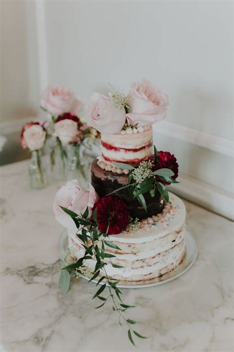 Romantic Naked Cake With Dahlias And Roses