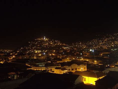 Quito in the night - Quito, Ecuador #Quito #Ecuador #night #City # ...