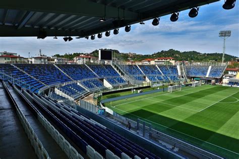 Gewiss Stadium L Giugno Le Pinzate Alla Sud Sotto Gli Occhi Dei