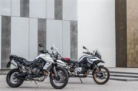 BMW F 850 GS Adventure ABS Triumph Tiger 800 XCa ABS Prova