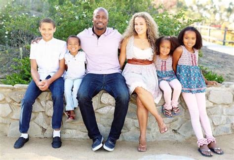 Akbar Gbaja-Biamila is Married to Wife: Chrystal Gbaja-Biamila. 4 Kids. - wifebio.com