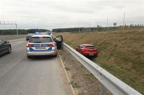 Wypadek na siódemce Dwie osoby ranne FOTO Codziennik mławski Mława