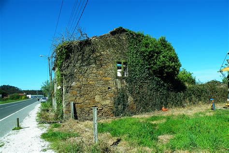 Jakobus Stra E Hausruine Bernd Brang Flickr