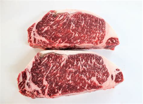 Wagyu New York Steak Snake River Farms 14 Oz — Ec Wilson Meat 2 Go