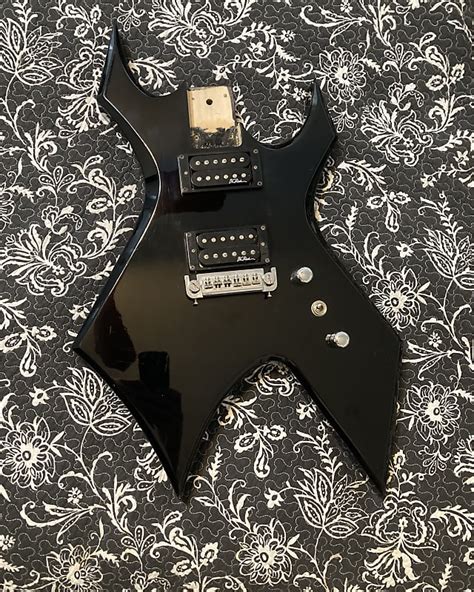 B C Rich Warlock Black Reverb