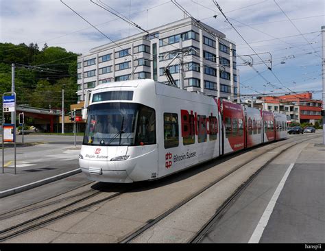 Vbz Tram Be Unterwegs Auf Der Linie In Z Rich Am