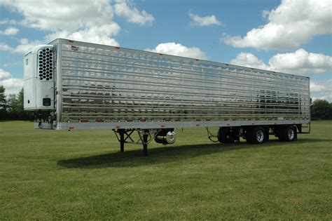 Wichita Trailer, Inc. | Wichita, KS |Trucks & Trailers for Sale