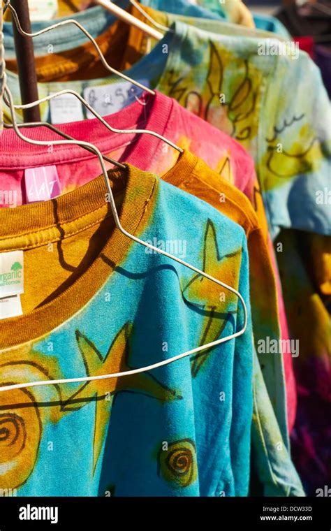 Venta De Ropa Fotografías E Imágenes De Alta Resolución Alamy