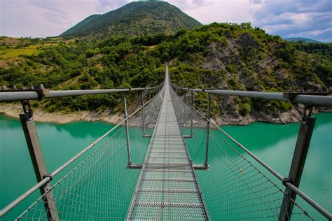 Tour Des Passerelles Du Lac De Monteynard Avignonet Grenoble France