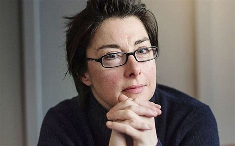 Sue Perkins Case Too Many Doctors Dont Get Lesbians I Should Know