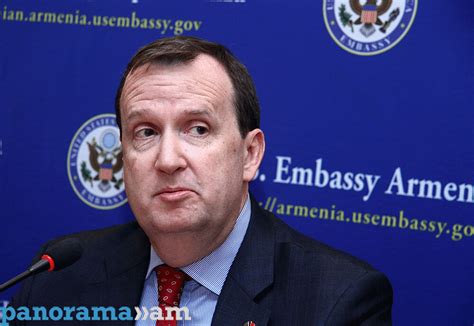 Press Conference Of Newly Appointed Us Ambassador To Armenia Richard Mills Panorama Armenian