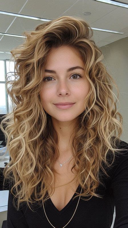 30 Stunning Hairstyles For Oval Faces That Will Elevate Your Look