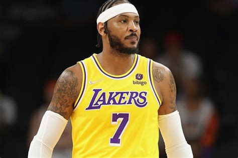 Fans React To Carmelo Anthonys First Points For Los Angeles Lakers In