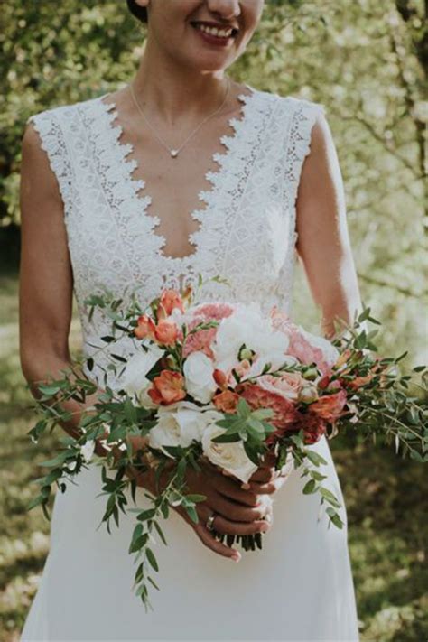 Bouquet de Mariée Champêtre Bohème en Pivoine Blanche Fleurs de