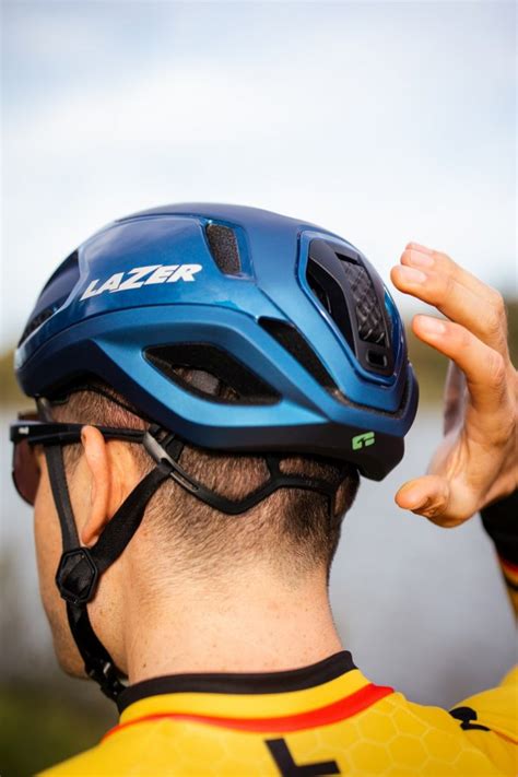 Estos Son Los Espectaculares Cascos Red Bull De Wout Van Aert Que Lazer