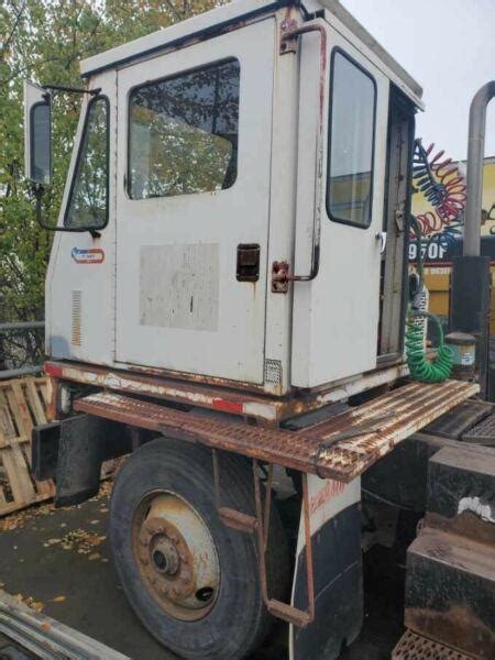 1989 Ottawa 30 - Shunt Truck for sale