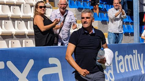 Parras Trato De Mantener Al Alcoyano Aislado De Los Problemas