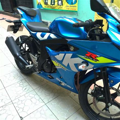 Suzuki Gsxr 150 Biru Tahun 2018 Lacak Harga