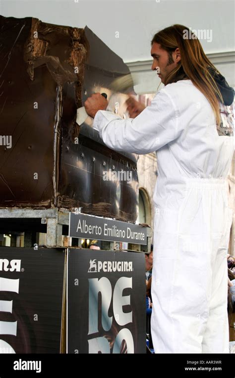 Sculpture En Chocolat Banque De Photographies Et Dimages Haute