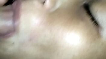 สาวสวยอมควยอยางเสยวควยสดๆ XVIDEOS
