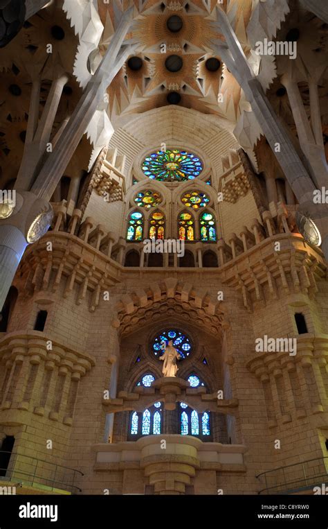 Vitraux De La Passion Fa Ade De La Bas Lica Y Templo Expiatorio De La