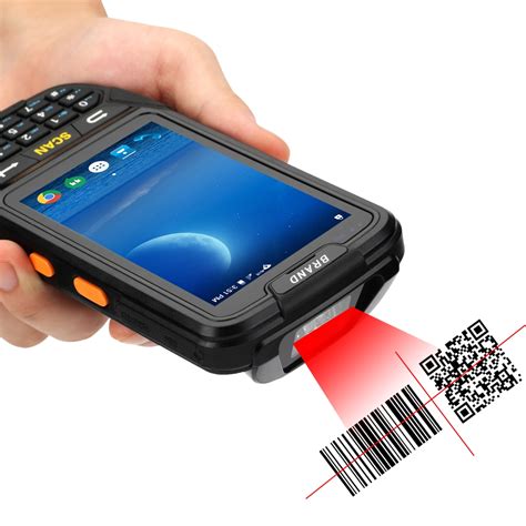 Portable IP65 RFID 2D Barcode Scanner Android OS Handheld PDA With WiFi