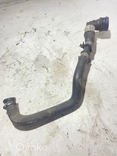 8649880001 Volvo Xc90 Engine Coolant Pipehose 500 € Rrr