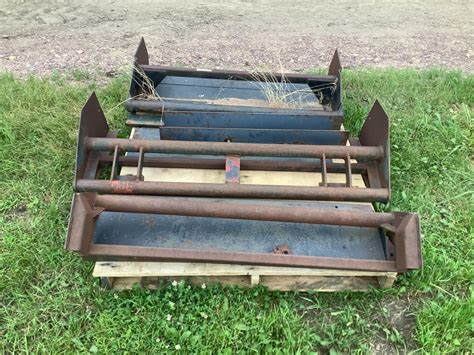 Gleaner Head Adapters Bigiron Auctions