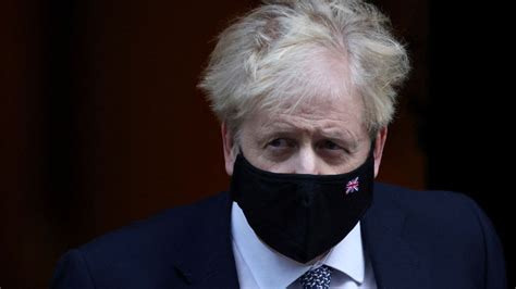 Boris Johnson Fue Interrogado Por Las Celebraciones En Downing Street