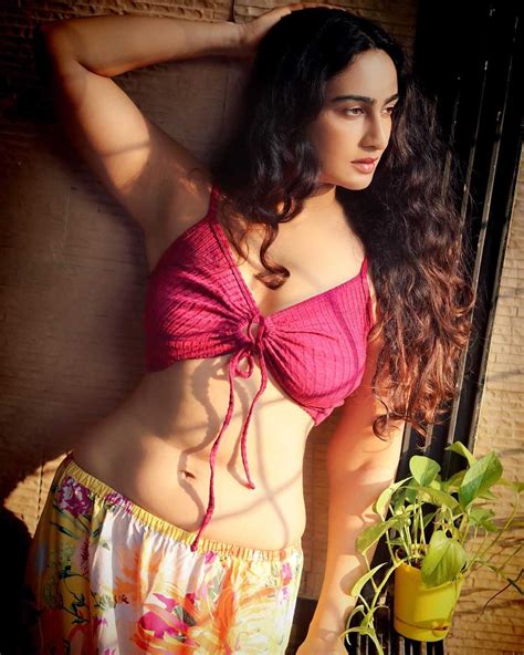 Megha Shukla Hot Navel Belly Button Exposed In Bikini Tops