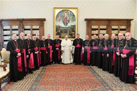 Saluzzo L Incontro Con Papa Francesco La Visita Ad Limina Dei