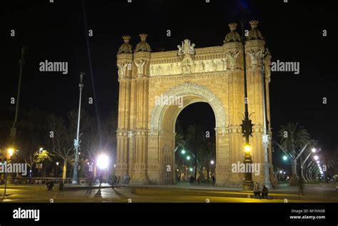 Arch of Triumph by night, Barcelona Spain Stock Photo - Alamy