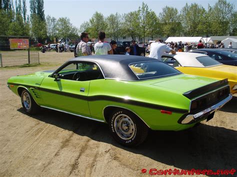 Dodge Challenger Image: Dodge Challenger History